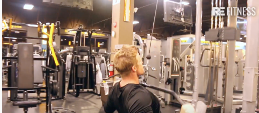 HOW TO DO LATERAL PULLDOWNS