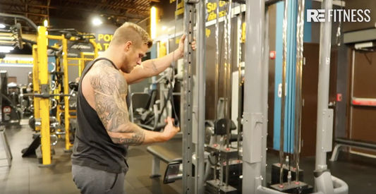 HOW TO DO A TRICEP SINGLE ARM CABLE PULL DOWN