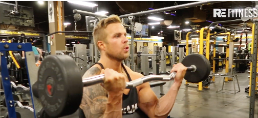 HOW TO DO PREACHER CURLS